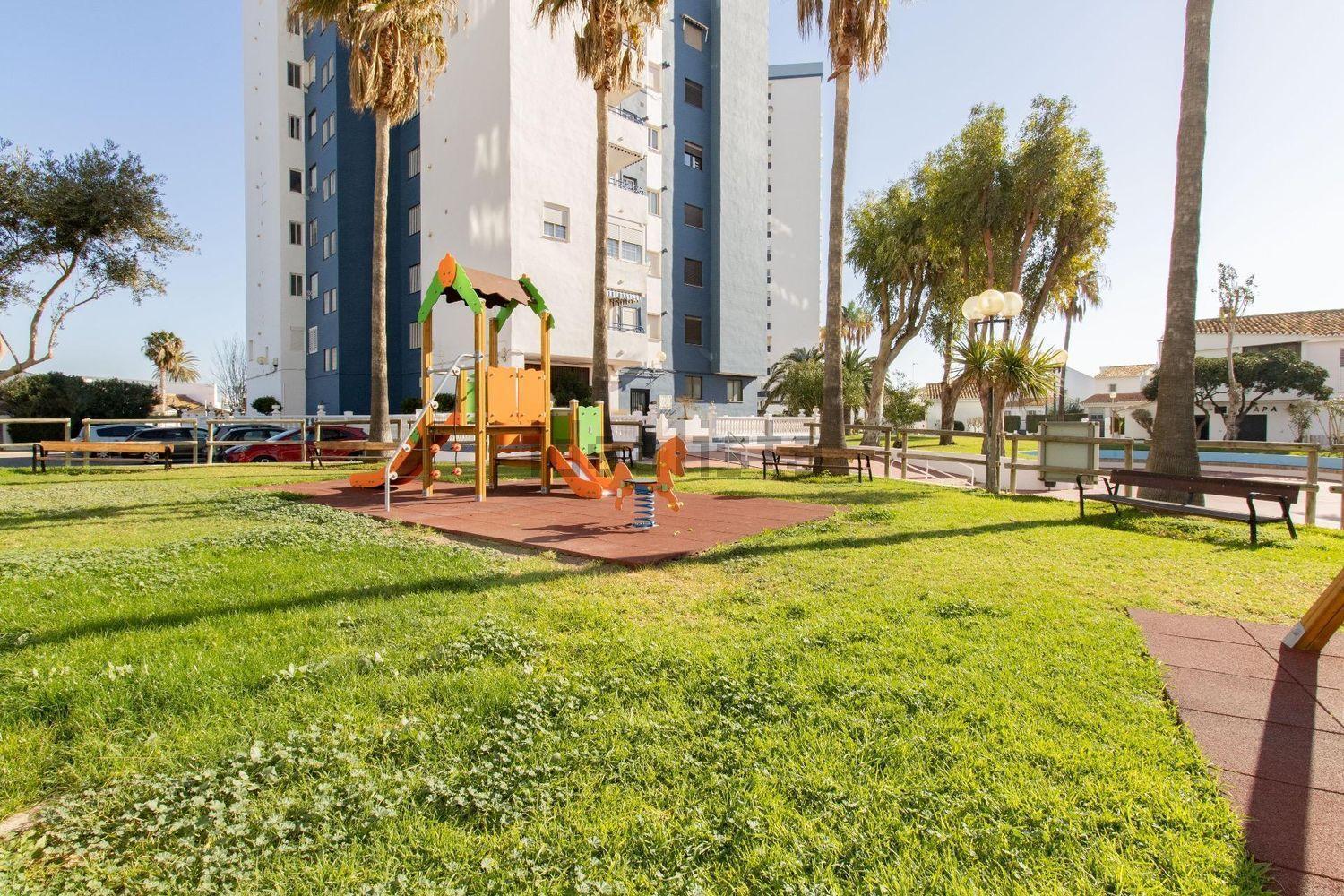 En Complejo Residencial Con Piscina Y Garaje A 100m Del Mar Apartment *